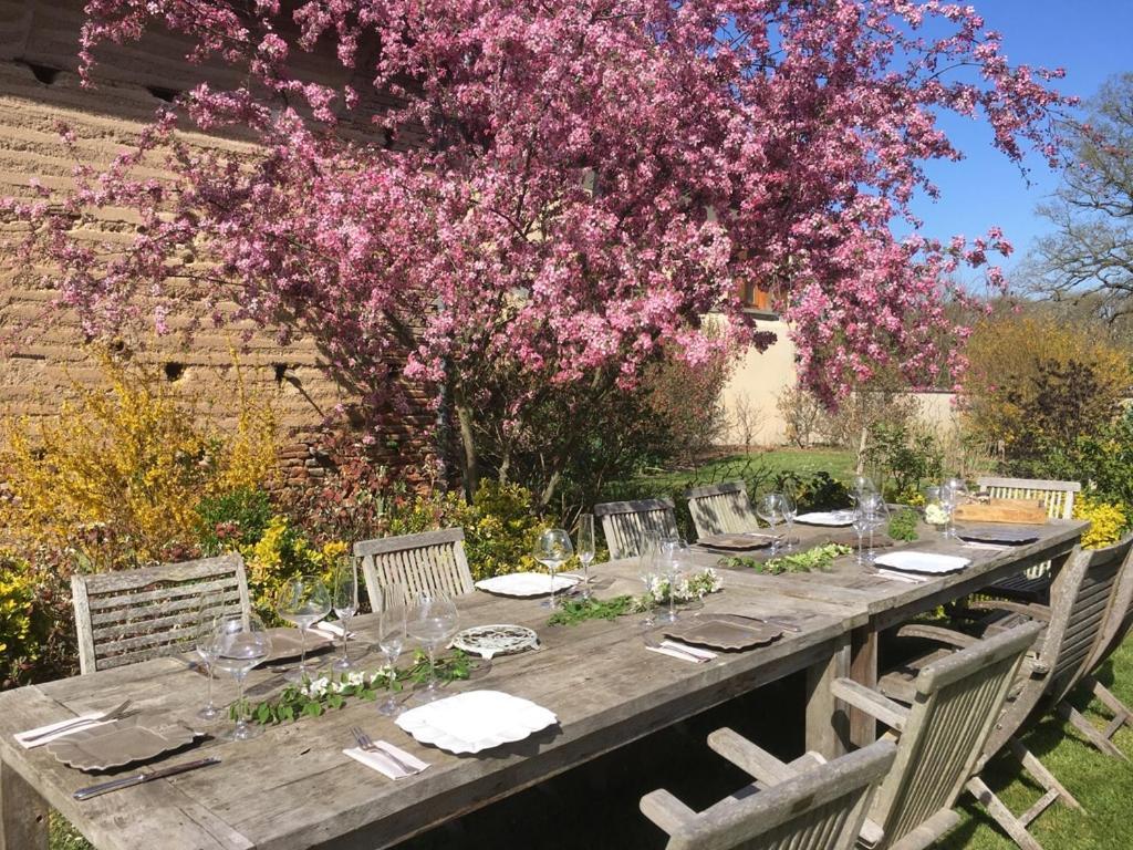 Les Jardins Des Soussilanges Bed & Breakfast Ceron Exterior photo