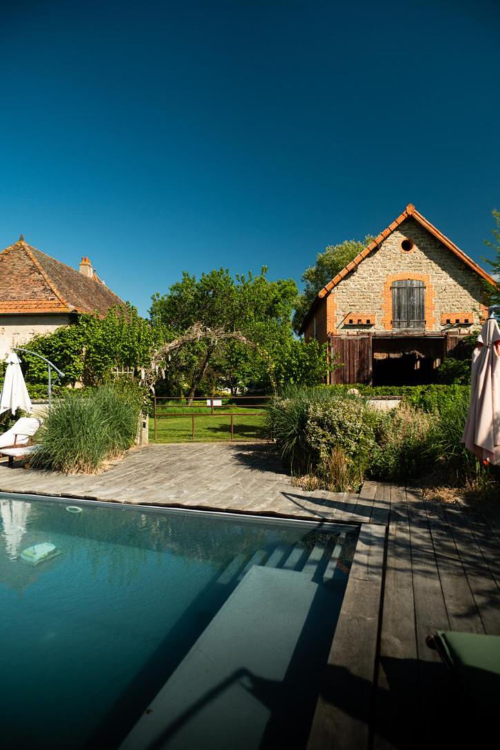 Les Jardins Des Soussilanges Bed & Breakfast Ceron Exterior photo