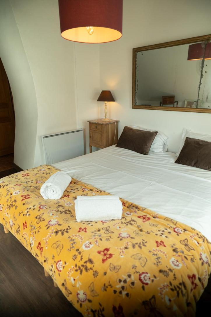 Les Jardins Des Soussilanges Bed & Breakfast Ceron Exterior photo
