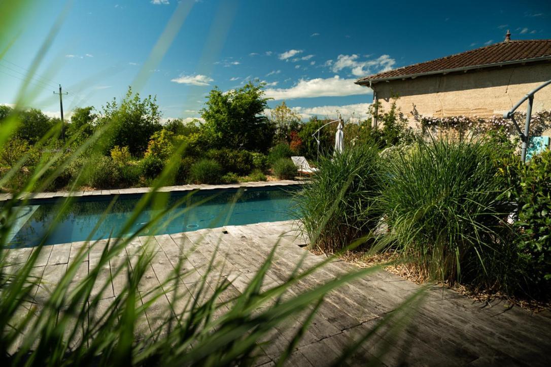Les Jardins Des Soussilanges Bed & Breakfast Ceron Exterior photo