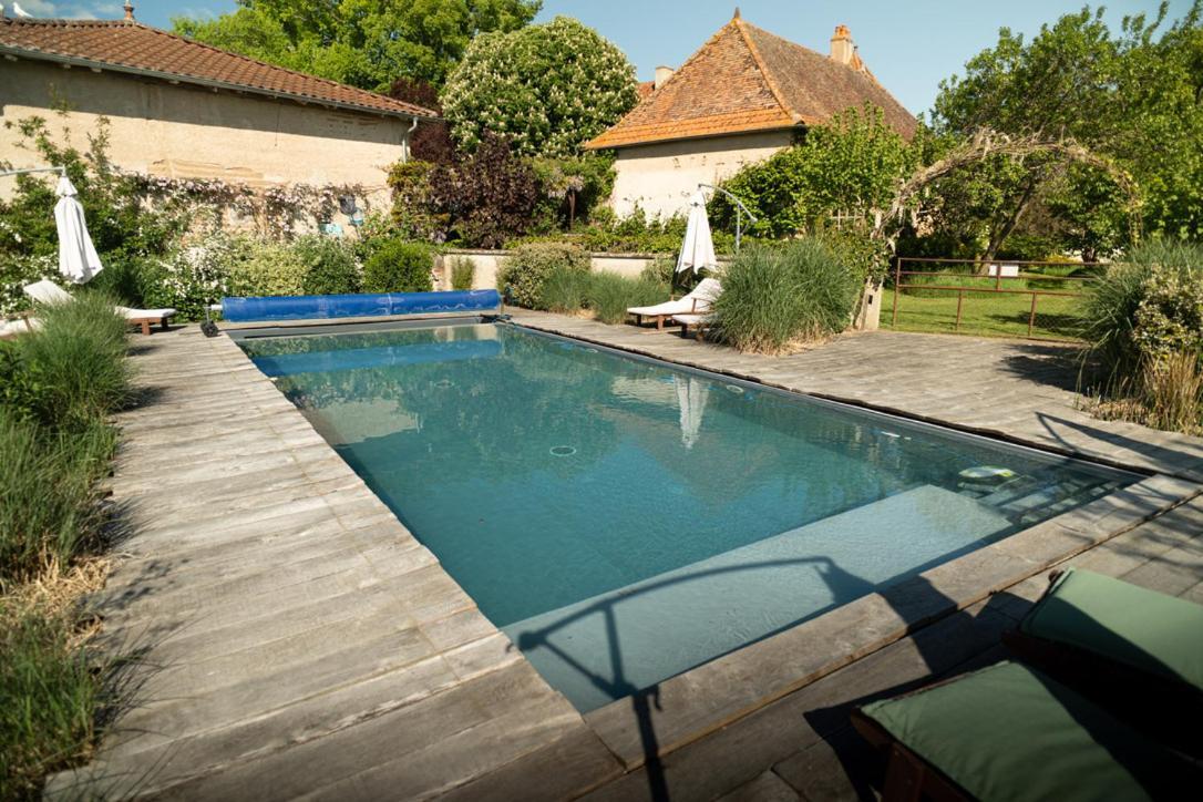 Les Jardins Des Soussilanges Bed & Breakfast Ceron Exterior photo